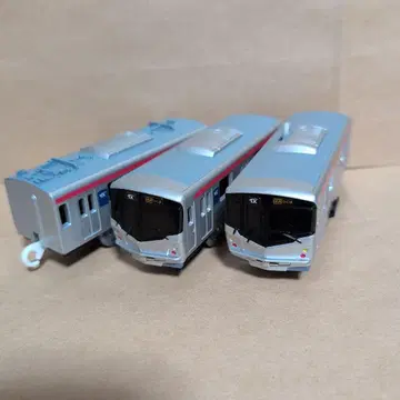 타카라토미 프라레일 쓰쿠바 익스프레스 TX-1000계 철도 차량