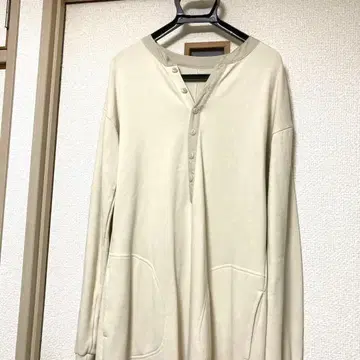 F/CE. 베이지 헨리넥 긴팔 맨투맨 원피스