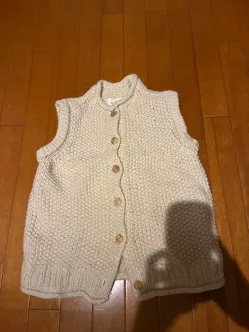 빔즈 핸드메이드 울100% 니트 베스트 아이보리