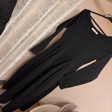 블랙 긴팔 니트 원피스