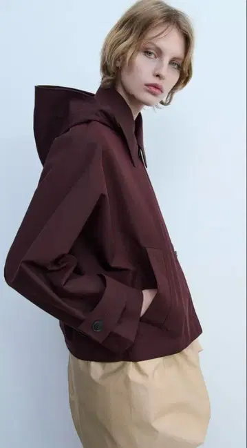 새상품 ZW 컬렉션 ZARA 발수 가공 트렌치코트 버건디 7~9호