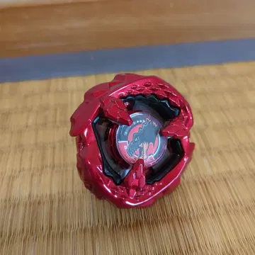 베이블레이드x 티라노비트 7-70R 메탈 코트 레드