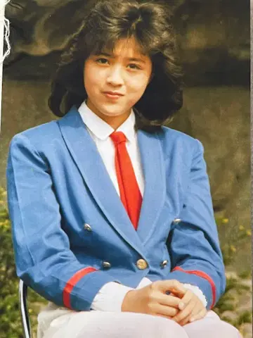 키쿠치 모모코 브로마이드 30장