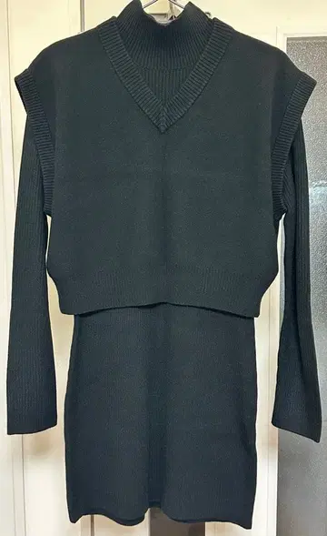 슬라임 니트 베스트 포함 셋업 원피스 블랙 사이즈 2