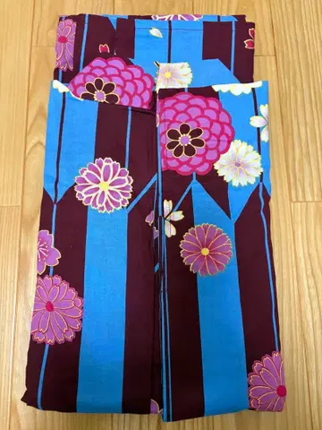 꽃무늬 유카타