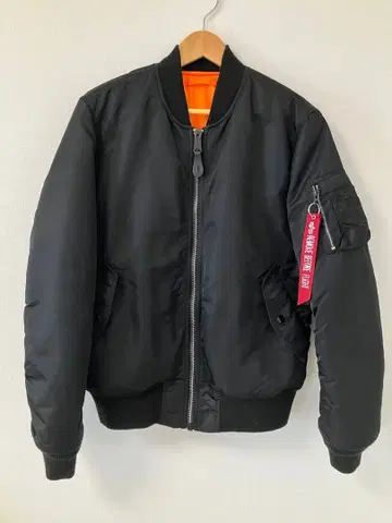 알파인더스트리 MA-1 플라이트 자켓 블랙