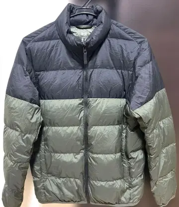 [UNIQLO] 울트라 라이트 다운 자켓 3D 컷 올리브