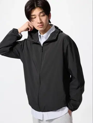 포켓터블 UV컷 후드티 유니클로