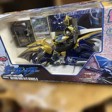 가면라이더 류우키 질풍의 날개 다크 클레이더 BANDAI