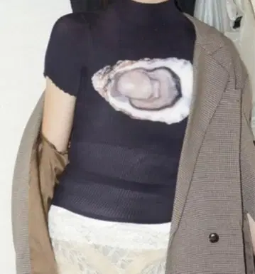 musubore 플리츠 프린트 상의