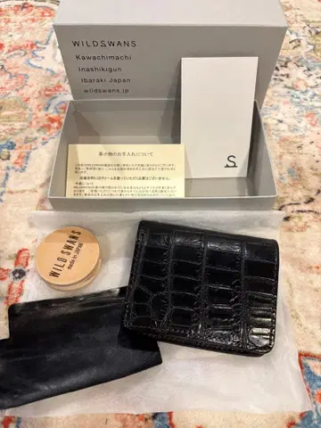 WILDSWANS 악어 가죽 지갑