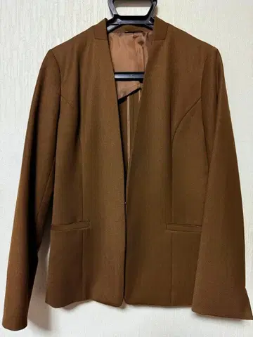 아오야마 양복 앵커우먼 수트