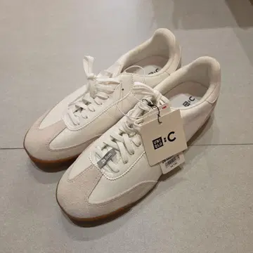 UNIQLO:C 스웨이드 콤비네이션 스니커즈