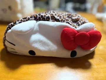 헬로키티 티슈 커버 레오파드 무늬