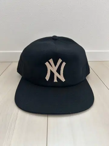 Monday suck 캡 블랙 먼데이삭