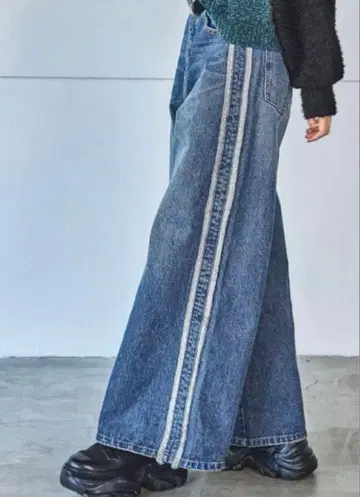 PAGEBOY 프린지 라인 데님 팬츠