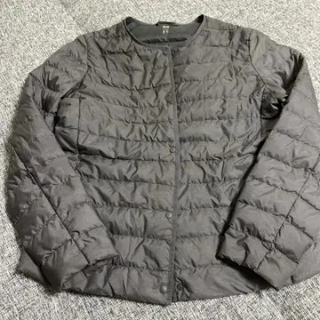 새상품급 유니클로 울트라 라이트 다운 이너 그레이 XL