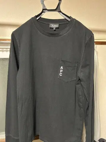 A.P.C. 블랙 긴팔T셔츠 M