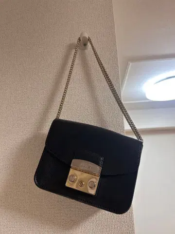FURLA 메트로폴리스 블랙