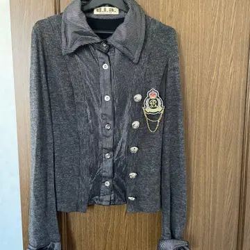 d.i.a. 카라 부착 상의