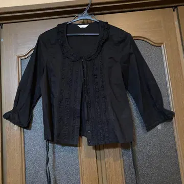 핑크하우스 블랙 프릴 7부 소매 셔츠