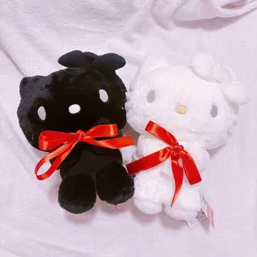 헬로키티 My 헬로키티 안아주기 포즈 인형 BIG 블랙 화이트