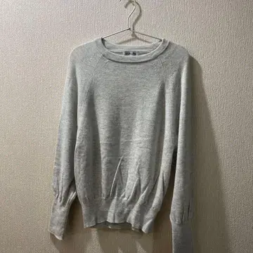 그레이 니트 스웨터 긴팔