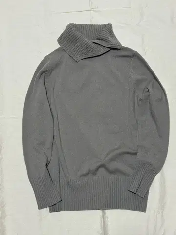 요시에 이나바 하이넥 캐시미어 100%