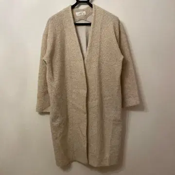 베이지 롱 코트 오픈 프론트 푸들 보아