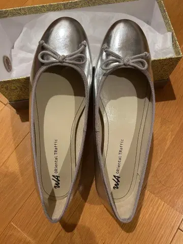실버 발레 슈즈 WA Oriental Traffic 42