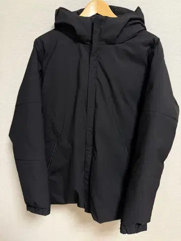 어반 리서치 도어스 TW 라미네이티드 다운 파카