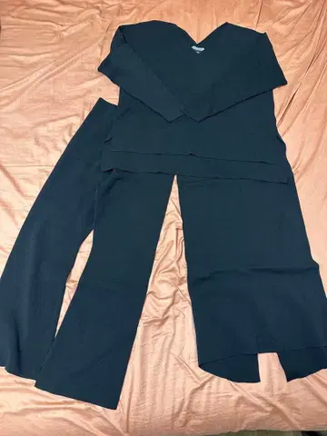 카오스 실크 네이비 리브 V넥 풀오버 스커트 팬츠 세트 블랙