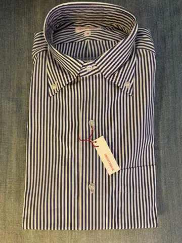 드레스트리아 스트라이프 버튼다운 셔츠 새상품