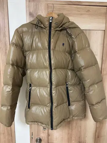 선착순 레어 짐플렉스 베이지 후드 부착 다운 자켓