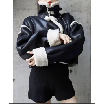 EVRIS 숏 무스탕 코트 블랙/베이지