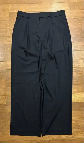 유니클로 UNIQLO 턱 와이드 팬츠 XXL