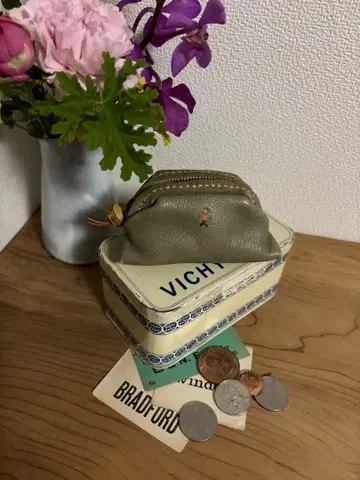 HENRYBEGUELIN 카키 컬러 가죽 미니 코인 케이스