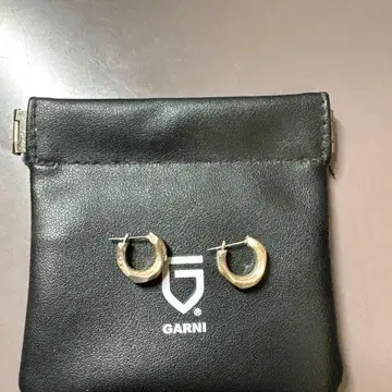 GARNI 실버 귀걸이