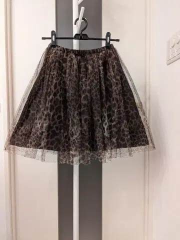 빌리티스 디세탕 레오파드 튤 스커트