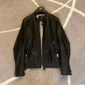 컨디션 최상 EMMETI 가죽 자켓 MASSIMO 48