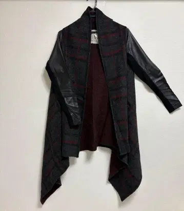 비어즐리 아우터