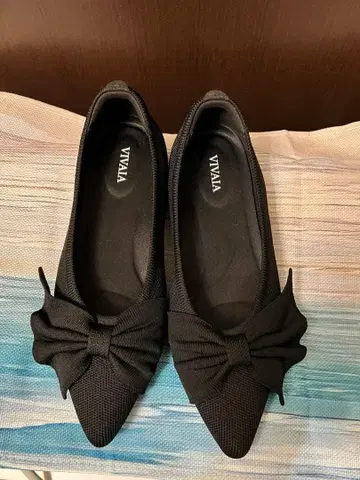 [ 새상품급 ] VIVAIA 블랙 플랫슈즈 발수 리본 37.5