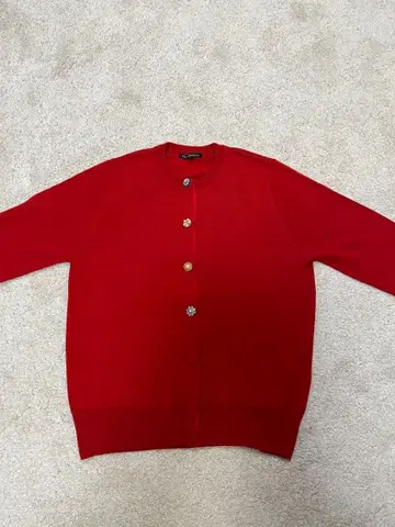 23구 빨간색 긴팔 가디건 사이즈 40