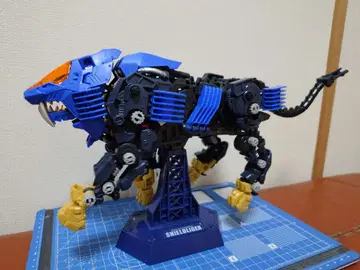 타카라토미 ZOIDSAZ-04 SHIELD LIGER 조립 완료품