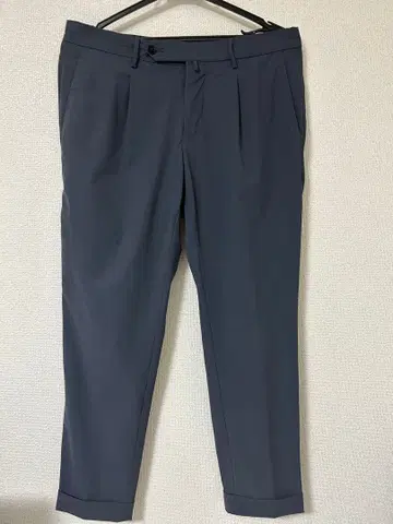 Kinetic Fabric 그레이 슬랙스