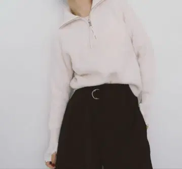 HANNE 집업 터틀넥 니트 아이보리