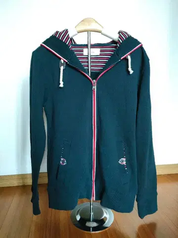 이카 네이비 후드 부착 후드티