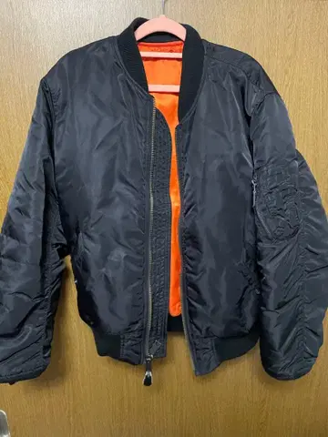 MA-1 플라이트 자켓