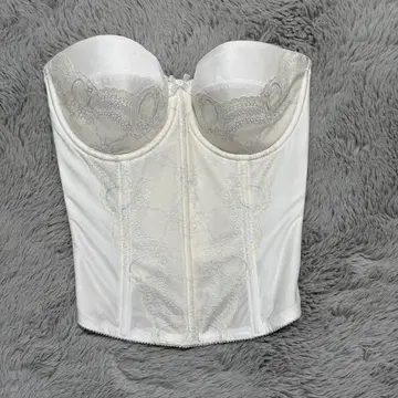 브라이덜 이너 E70 예식장 제휴 샵에서 구매 세모아 웨딩