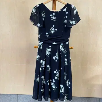 [ Debut de Fiore ] 원피스 꽃무늬 프릴 소매 경량